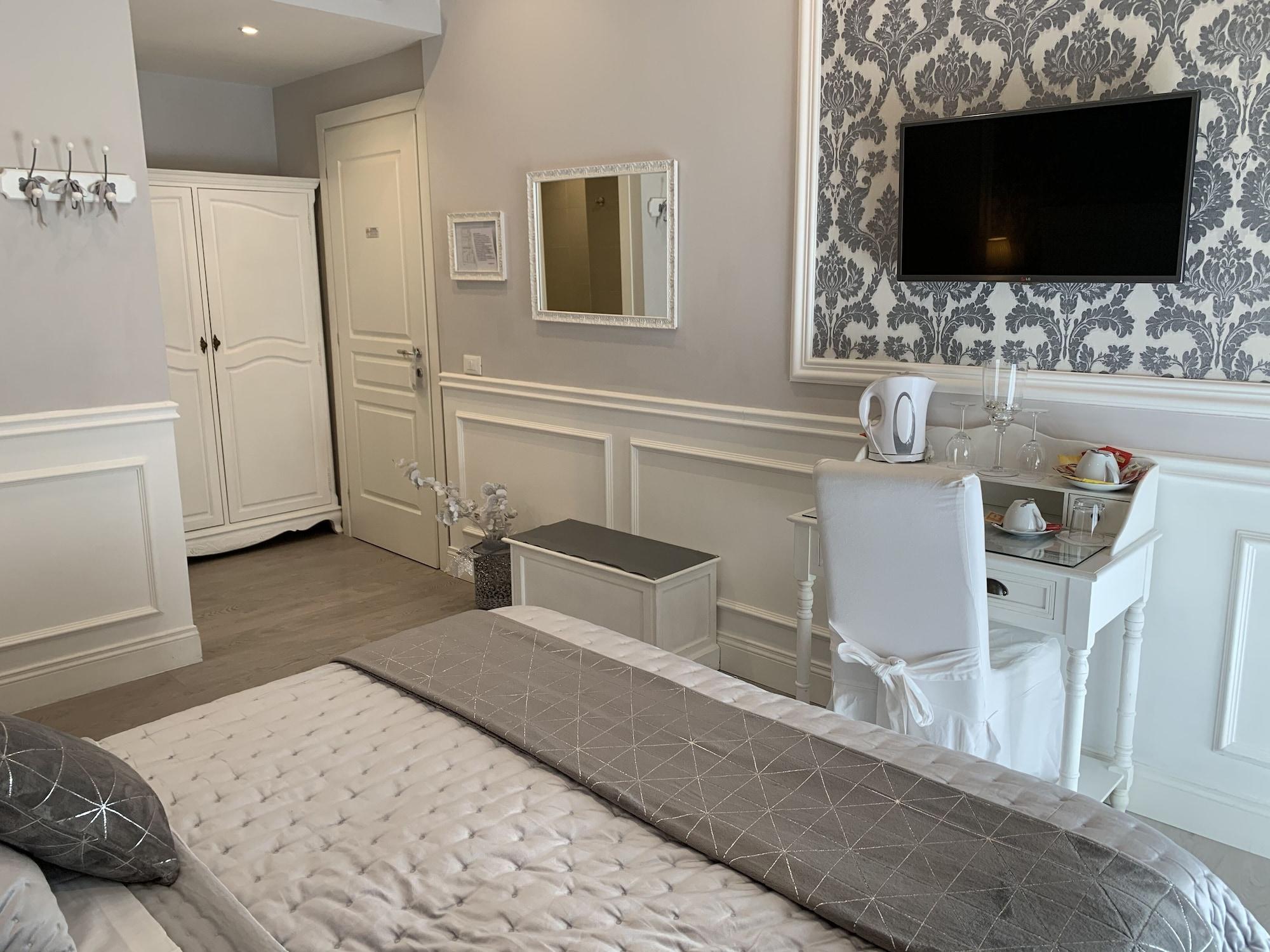 Bed and Breakfast Charme & Chic Рим Экстерьер фото